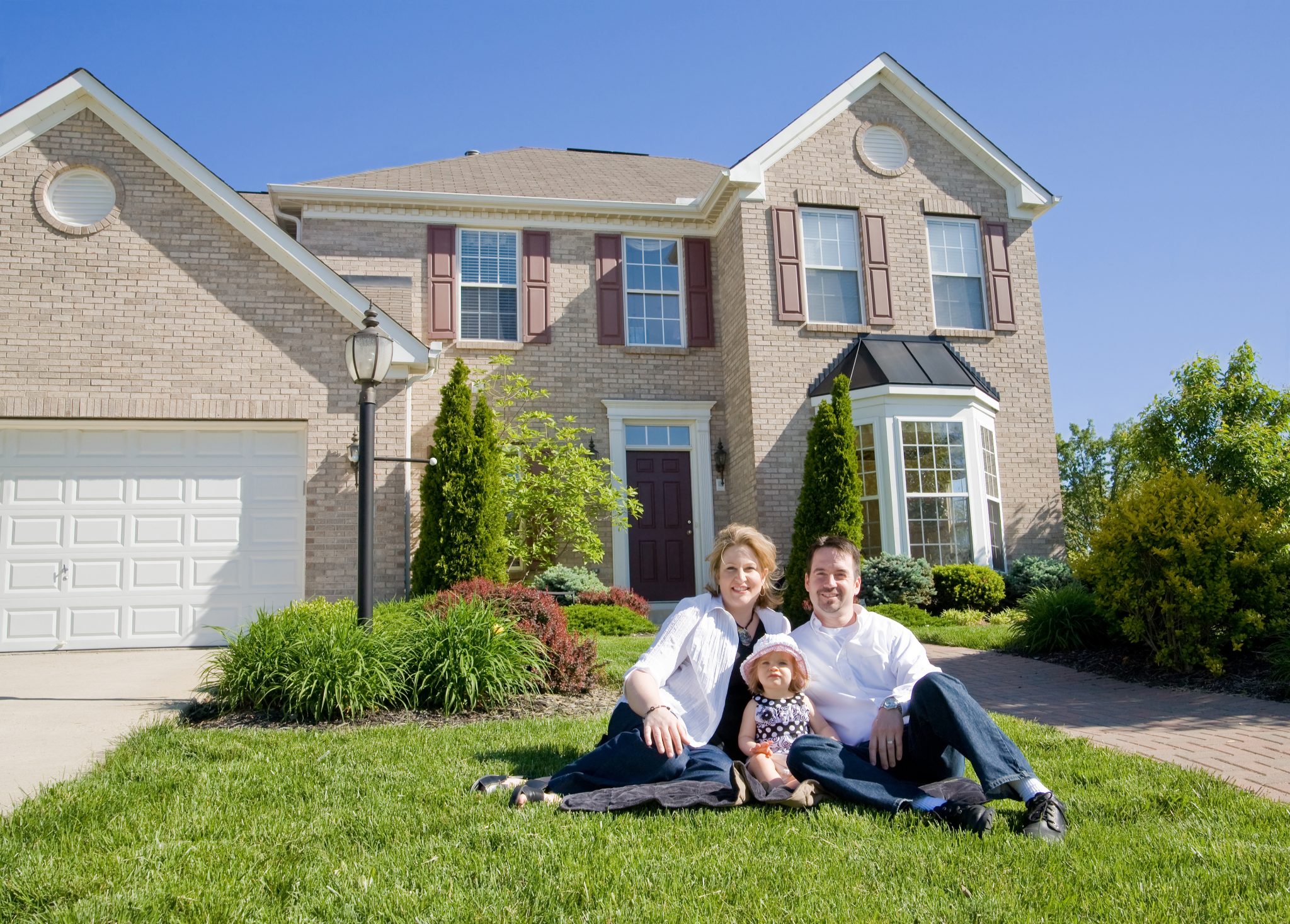 How To Look Good To A Mortgage Underwriter-Curb Appeal For Your Loan and Your Lawn