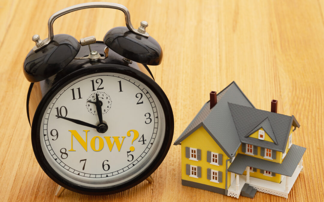 HOW DO I KNOW WHEN IS THE BEST TIME TO BUY A HOME OR INVEST IN  REAL ESTATE?
